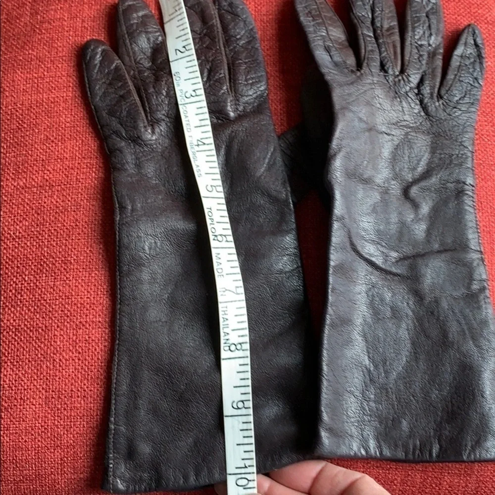 Vintage measures 10”